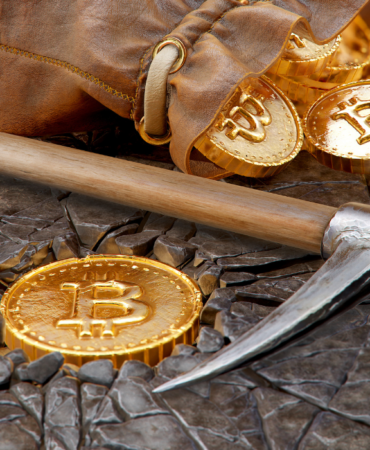 altin-zirve-yaparken-bitcoin-sarsiliyor-korelasyonun-koptugu-an