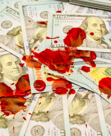 bitcoin-etfleri-dort-ayin-en-buyuk-tek-gunluk-cikisini-kaybetti