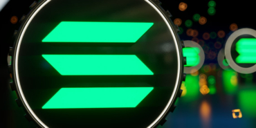 Solana cryptocurrency token symbol. Financial and business theme